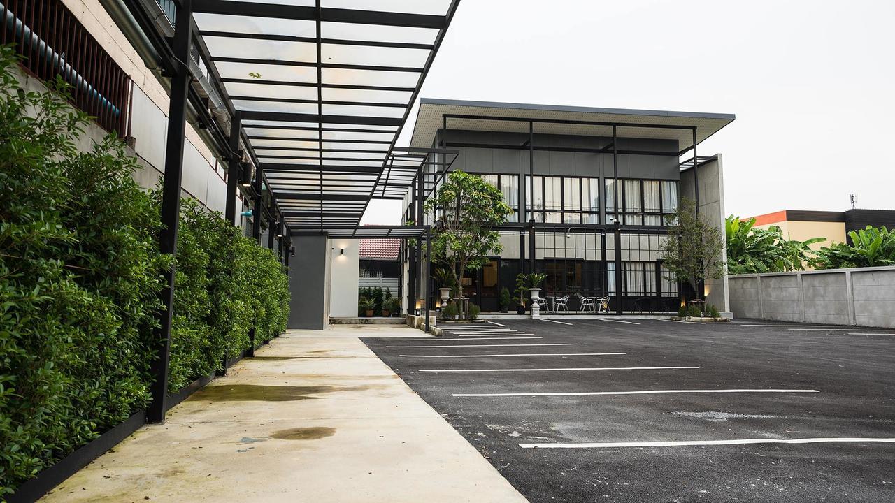 Villa23 Residence Bangkok Luaran gambar